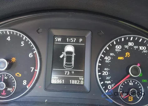 2012 Volkswagen Eos Komfort z USA, uszkodzony, nr VIN WVWBW7AH5CV013113